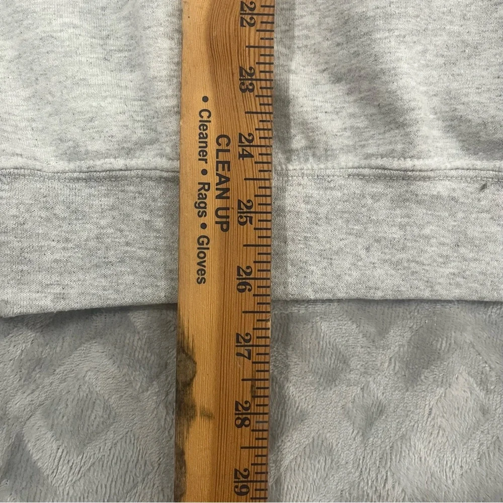 Nike Light Gray‎ Crewneck unisex Sweater bugs bunny logo size medium